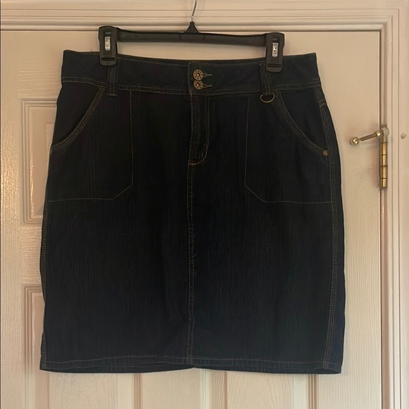 Faded Glory Dresses & Skirts - Faded Glory Classic Denim Skirt